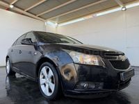 Usado Chevrolet Cruze LT 163 CV (119 kW) 2011 Negro Berlina