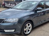 Usado Skoda Rapid Ambition 90 CV (66 kW) 2016 Gris / plata Utilitario