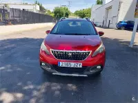 Usado Peugeot 2008 Allure 130 CV (95 kW) 2017 Rojo SUV