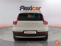 Usado Volvo XC40 Inscription 262 CV (192 kW) 2022 Blanco SUV