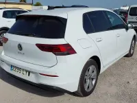 Usado VW Golf VIII Life 116 CV (85 kW) 2022 Blanco Utilitario