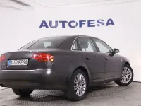 Usado Audi A4 140 CV (102 kW) 2007 Negro metalizado Berlina