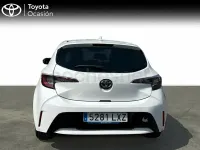Usado Toyota Corolla Active 122 CV (89 kW) 2022 Blanco Berlina