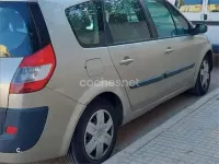 Usado Renault Grand Scénic II Dynamique 130 CV (95 kW) 2009 Beige Monovolumen