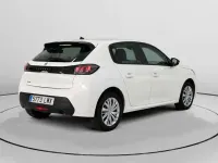 Usado Peugeot 208 Active 102 CV (75 kW) 2022 Blanco Utilitario