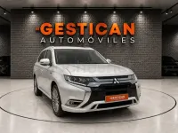 Usado Mitsubishi Outlander P-HEV 224 CV (164 kW) 2021 Blanco SUV