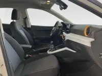 Usado Seat Arona Style 95 CV (69 kW) 2024 Blanco SUV