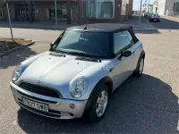 Usado Mini One Cabriolet 90 CV (66 kW) 2006 Gris / plata Descapotable