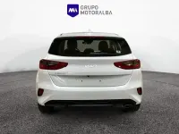 Usado Kia Ceed 100 CV (73 kW) 2024 Blanco Utilitario