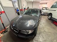 Usado BMW 118 122 CV (89 kW) 2008 Negro Utilitario