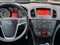 Usado Opel Insignia Cosmo 130 CV (95 kW) 2010 Gris / plata Berlina