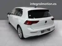 Usado VW Golf VIII 116 CV (85 kW) 2025 Blanco Berlina