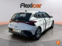 Usado Hyundai i20 100 CV (73 kW) 2024 Blanco Utilitario