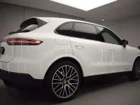 Usado Porsche Cayenne Platinum Edition 340 CV (250 kW) 2022 Blanco SUV