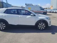 Usado Kia Stonic 84 CV (61 kW) 2023 Blanco SUV