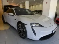 Usado Porsche Taycan 280 kW (381 CV) 2023 Gris crayón Berlina