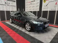 Usado Volvo V60 Momentum 150 CV (110 kW) 2018 Gris / plata Familiar