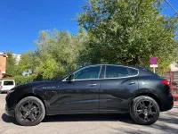 Usado Maserati Levante 275 CV (202 kW) 2018 Negro SUV