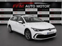 Usado VW Golf VIII R-line 150 CV (110 kW) 2022 Blanco Familiar