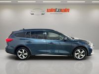 Usado Ford Focus Active X 125 CV (91 kW) 2021 Azul Familiar