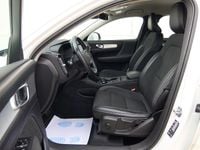Usado Volvo XC40 Momentum 150 CV (110 kW) 2019 Blanco SUV