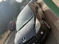 Usado Peugeot 3008 120 CV (88 kW) 2009 Gris / plata Familiar