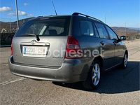 Usado Toyota Corolla Terra 90 CV (66 kW) 2004 Gris / plata Familiar