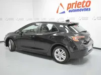 Usado Toyota Corolla Active 122 CV (89 kW) 2022 Negro Utilitario