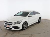 Usado Mercedes CLA200 Shooting Brake AMG line 135 CV (99 kW) 2018 Blanco Familiar