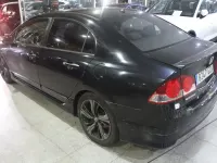 Usado Honda Civic Hybrid 115 CV (84 kW) 2008 Negro Berlina