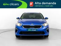 Usado Kia Ceed 120 CV (88 kW) 2019 Azul Utilitario