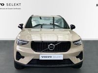 Usado Volvo XC40 Plus 163 CV (119 kW) 2025 Gris / plata SUV