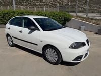 Usado Seat Ibiza Reference 80 HP (58 kW) 2008 Branco Sedan