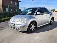 Usado VW New Beetle 90 CV (66 kW) 2002 Gris / plata Utilitario