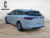 Usado Renault Mégane GrandTour Techno 115 CV (84 kW) 2022 Blanco Familiar