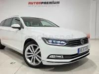Usado VW Passat Sportline 150 CV (110 kW) 2018 Blanco Familiar