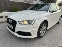 Usado Audi A3 Attraction 105 CV (77 kW) 2014 Blanco Berlina