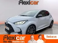 Usado Toyota Yaris Sport 116 CV (85 kW) 2023 Blanco Utilitario