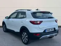 Nuevo Kia Stonic Style 101 CV (74 kW) 2025 Blanco SUV