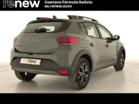 Usado Dacia Sandero Extreme 100 CV (73 kW) 2025 Verde Berlina