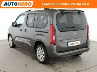 Usado Opel Combo Elegance 131 CV (96 kW) 2021 Gris Monovolumen