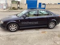 Usado Audi A4 115 CV (84 kW) 2001 Azul Berlina