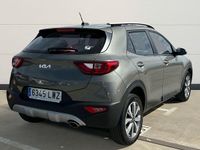 Usado Kia Stonic 84 CV (61 kW) 2022 Gris SUV