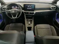 Usado Seat Leon FR 150 CV (110 kW) 2024 Rojo Familiar