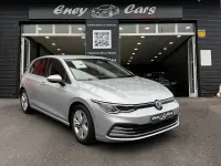 Usado VW Golf VIII 110 CV (80 kW) 2022 Gris / plata Berlina