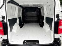 Usado Peugeot Expert 122 CV (89 kW) 2020 Blanco Van