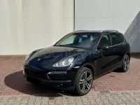 Käytetty Porsche Cayenne 245 HP (180 kW) 2012 Musta Katumaasturi