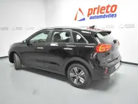 Usado Kia Niro 141 CV (103 kW) 2022 Negro SUV