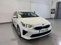 Usado Kia Ceed 116 CV (85 kW) 2019 Blanco Utilitario
