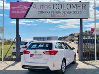 Usado Toyota Auris Active 124 CV (91 kW) 2014 Blanco Utilitario